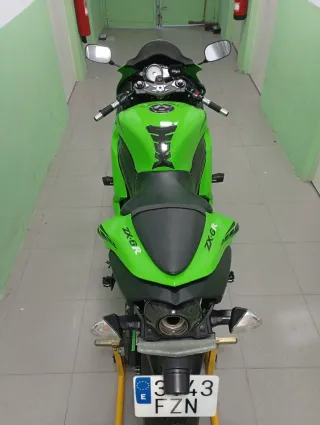 Kawasaki ninja zx6r 2008