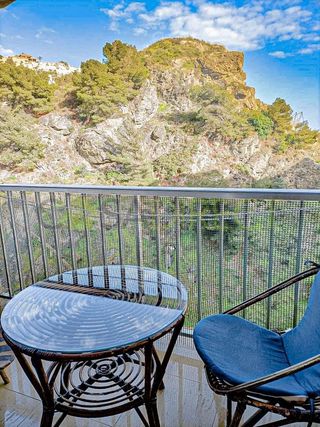 Piso en alquiler en Velilla-Taramay en Almuñécar