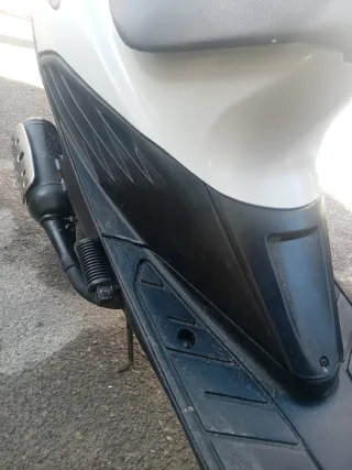 Suzuki Address R Scooter Automática