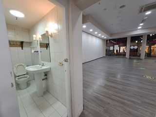 Local comercial en alquiler en Zona Teatro Campoamor en Oviedo