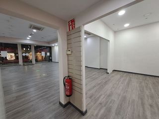 Local comercial en alquiler en Zona Teatro Campoamor en Oviedo