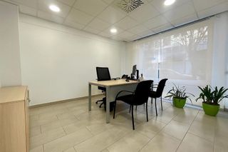Local comercial en alquiler en Centre - Joan Prim en Granollers