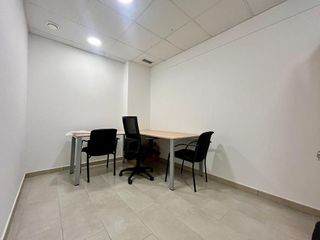 Local comercial en alquiler en Centre - Joan Prim en Granollers