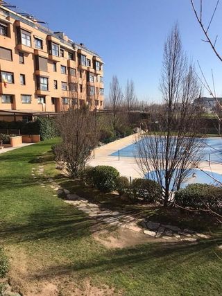 Piso en alquiler en Montecarmelo en Madrid