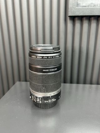 Cámara Canon EOS 700D