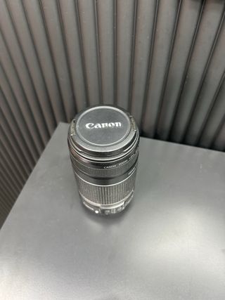 Cámara Canon EOS 700D