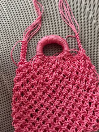 Bolso Macramé Fucsia con Saquito Interior