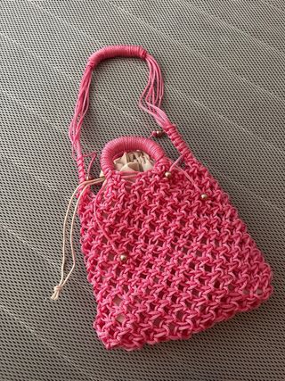 Bolso Macramé Fucsia con Saquito Interior