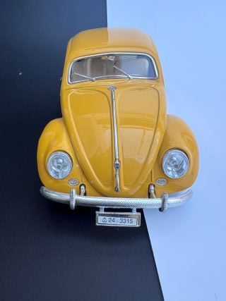 VW BEETLE ( 1955 ) 1.000.000 TH BURAGO 1/18