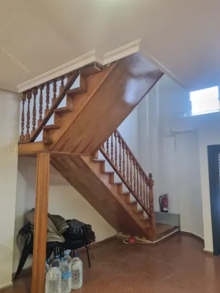 Escalera de madera