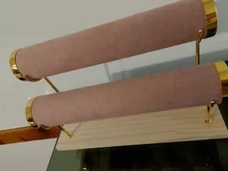 Portagioie rosa con dettagli oro