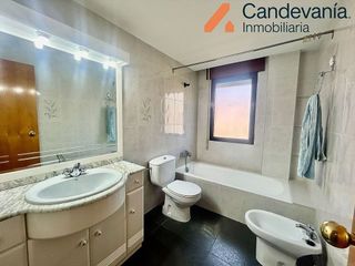 Chalet en venta en Zuera