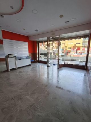 Local comercial en venta en Huerta de la Reina - Trassierra en Córdoba