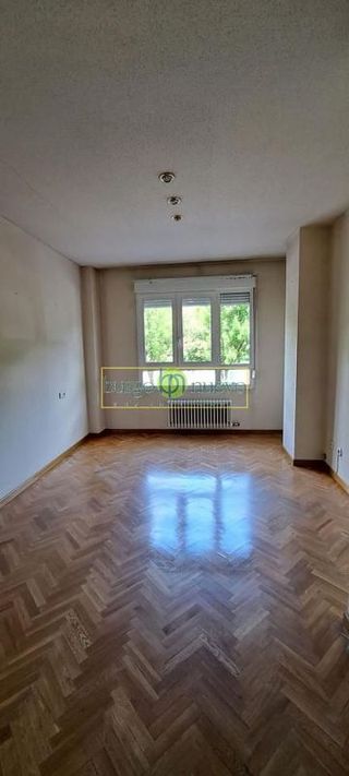 Piso en venta en La Chantría - La Lastra en León