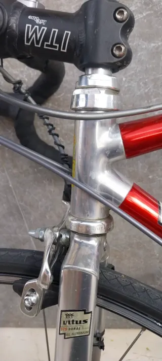 Bicicleta Vitus Roja