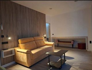 Piso en alquiler en Centro - Sagrario en Granada