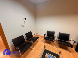 Oficina en alquiler en Zona Teatro Campoamor en Oviedo