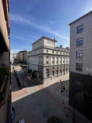 Oficina en alquiler en Zona Teatro Campoamor en Oviedo