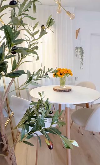 Mesa Comedor estilo nordico.