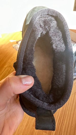 Botas UGG Negras Mini Leather