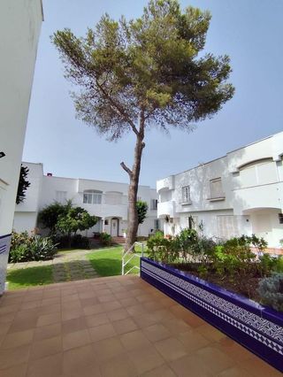 Casa adosada en venta en Bajadilla - Fuente Nueva en Algeciras