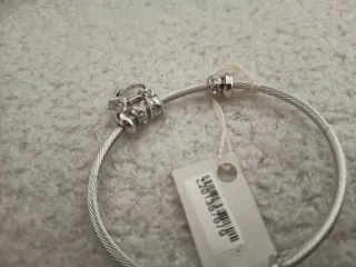 Pulsera compromiso con charms