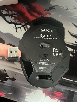 Ratón Gaming Negro y Dorado