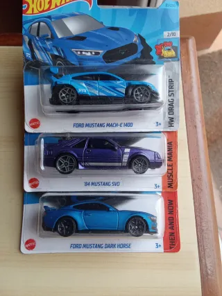 Hot Wheels Ford Mustang Mach-E 1400