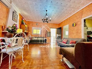 Chalet en venta en Náquera