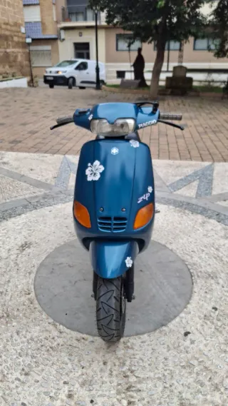 Piaggio Zip Base