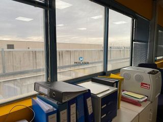 Nave industrial en alquiler en Reyes Católicos en Alcalá de Henares