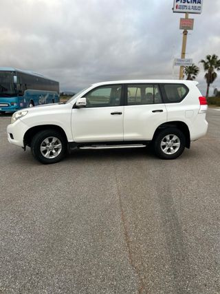 Toyota Land Cruiser 2012