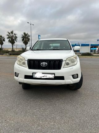 Toyota Land Cruiser 2012