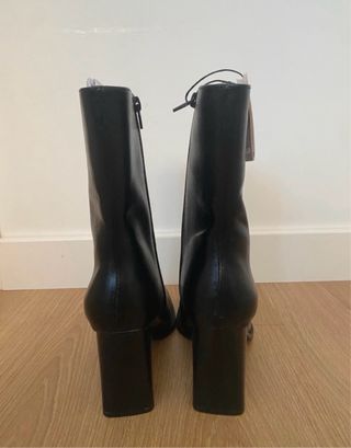 Botines tacón PULL&BEAR negros mujer