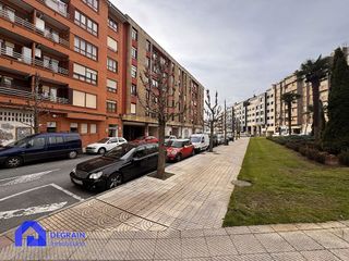 Local comercial en venta en Vallobín - La Florida en Oviedo