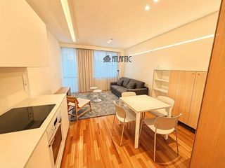 Piso en alquiler en Praza España - Casablanca en Vigo