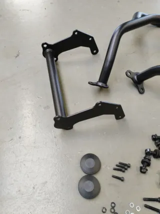 Defensa BMW R1300GS Givi TNH5143