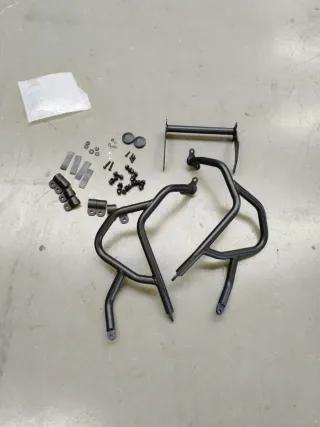 Defensa BMW R1300GS Givi TNH5143