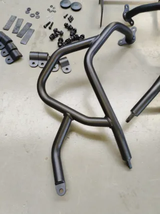 Defensa BMW R1300GS Givi TNH5143