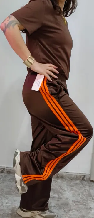 Conjunto mujer marrón y naranja