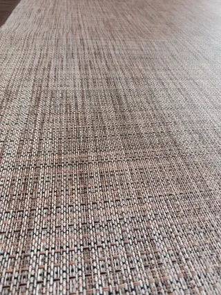 Alfombra moderna beige y marrón