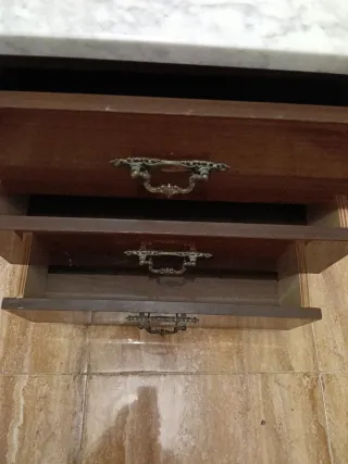 Mesita de noche madera y mármol