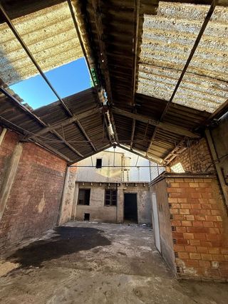 Local comercial en venta en Oliva pueblo en Oliva