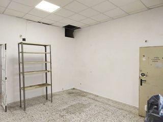 Local comercial en venta en Colores - Entreparques en Sevilla