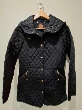 Chaqueta Massimo Dutti acolchada negra Talla M