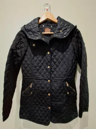 Chaqueta Massimo Dutti acolchada negra Talla M