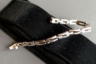 Pulsera de plata estilo eslabones