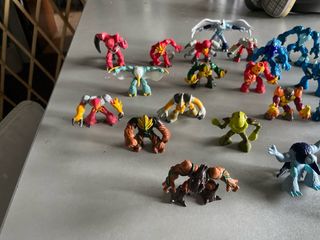 Muñecos Gormiti 32 alguno esta repetido