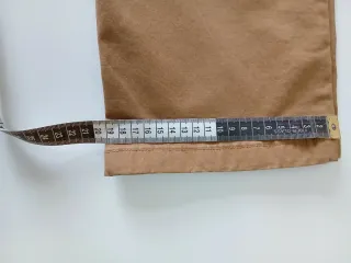 Pantalón chino hombre marrón