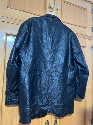 Chaqueta americana piel genuina negra